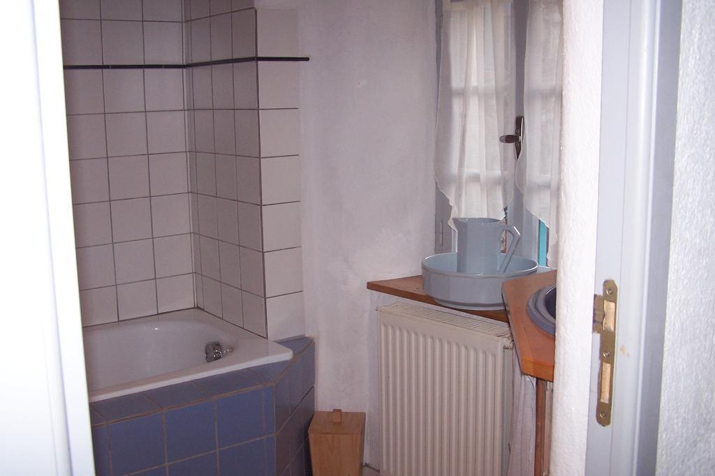 Salomony Chambre D'Hotes Marcols-les-Eaux Room photo